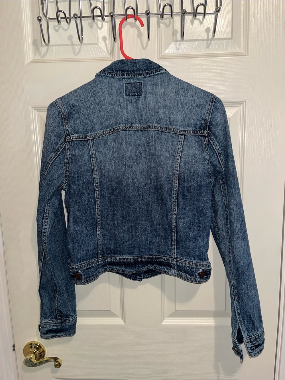American Eagle Outfitters Light Blue Denim Jacket View 3